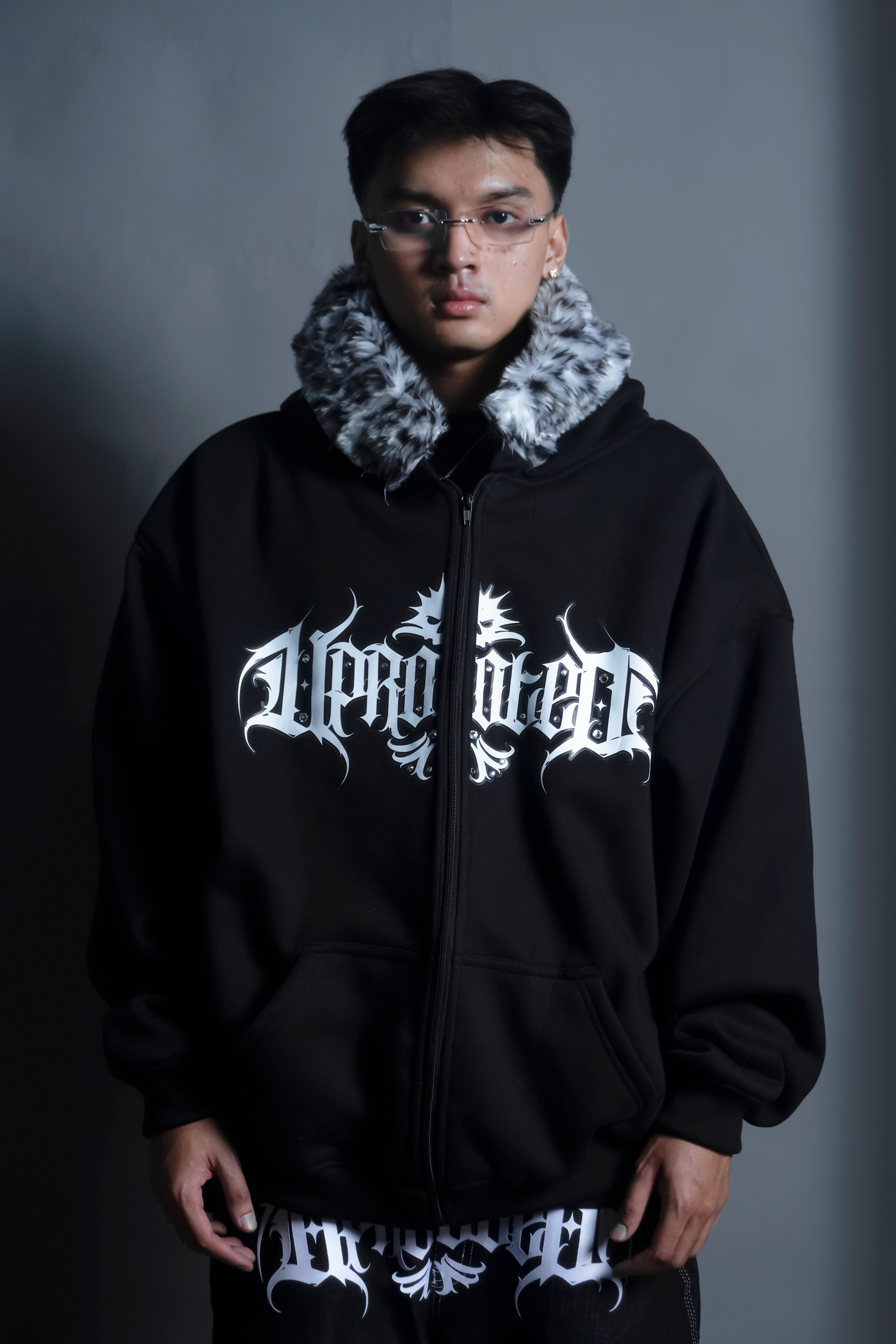 "FROST FANG" FULL ZIPPED HEAVY WEIGHT HOODIE