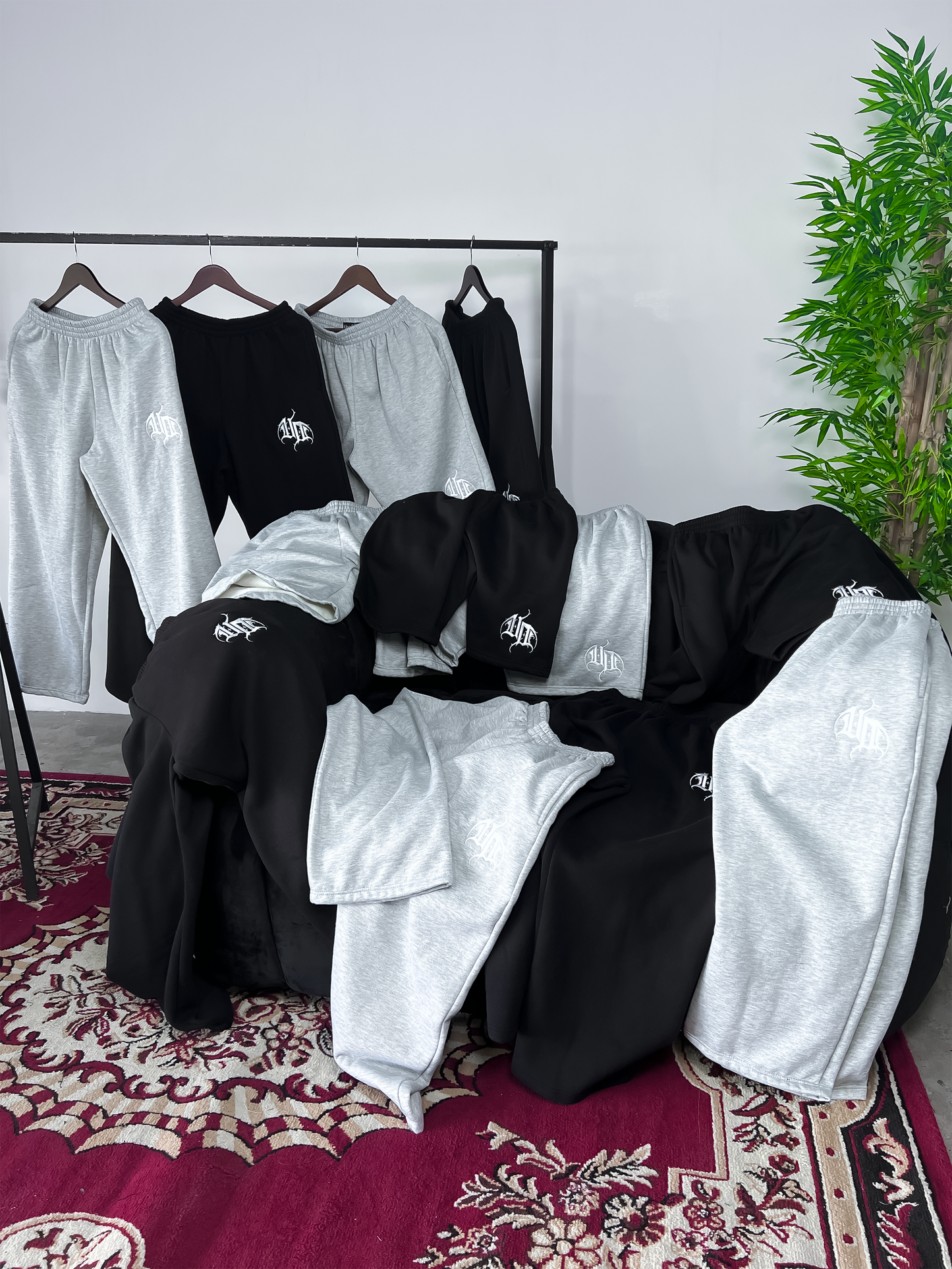 SIGNATURE PLAIN "BAGGY SWEAT PANTS" PHANTOM BLACK