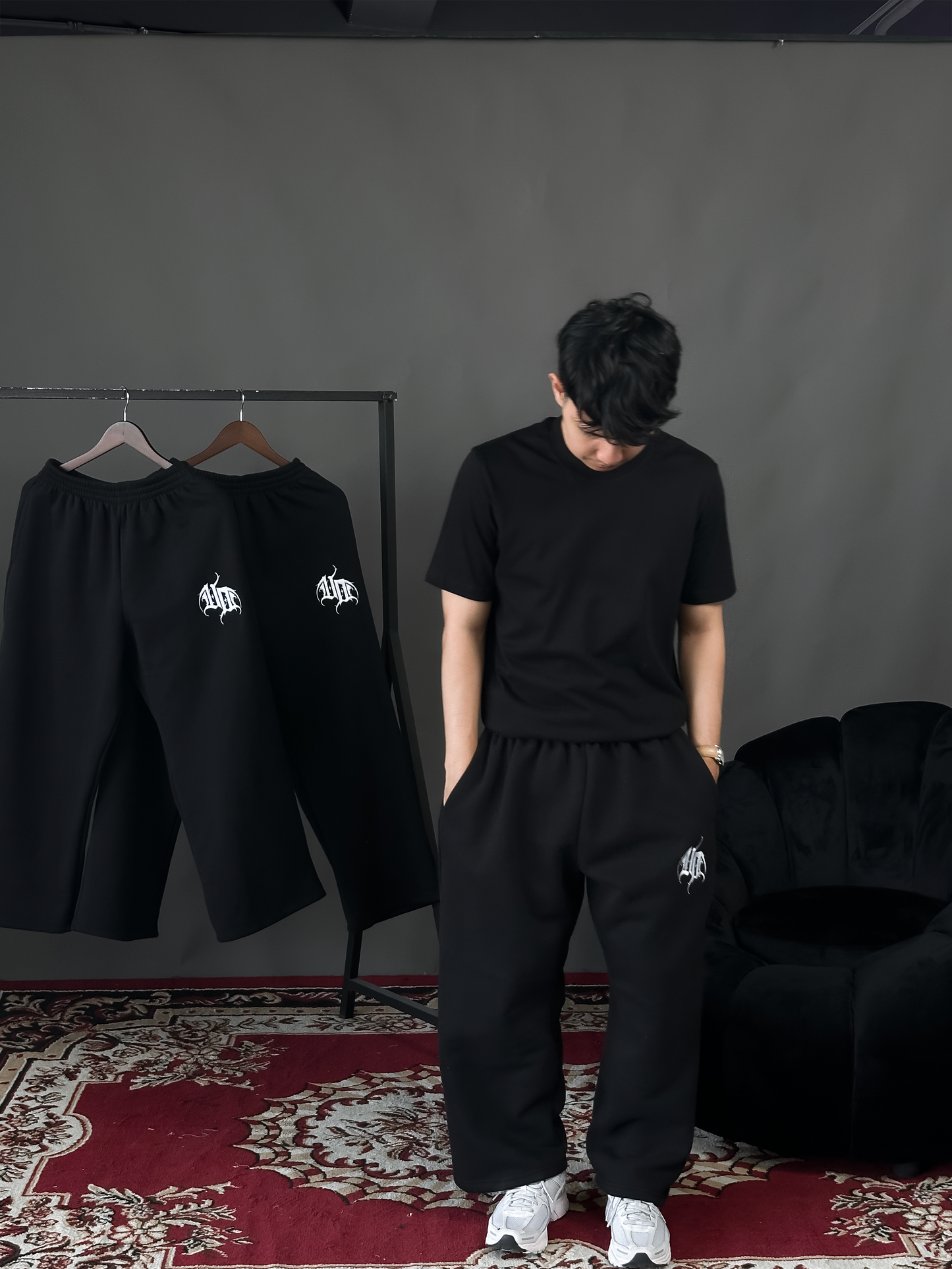 SIGNATURE PLAIN "BAGGY SWEAT PANTS" PHANTOM BLACK