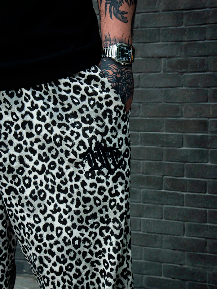 ANIMAL ACCENT "BAGGY SWEATPANTS"