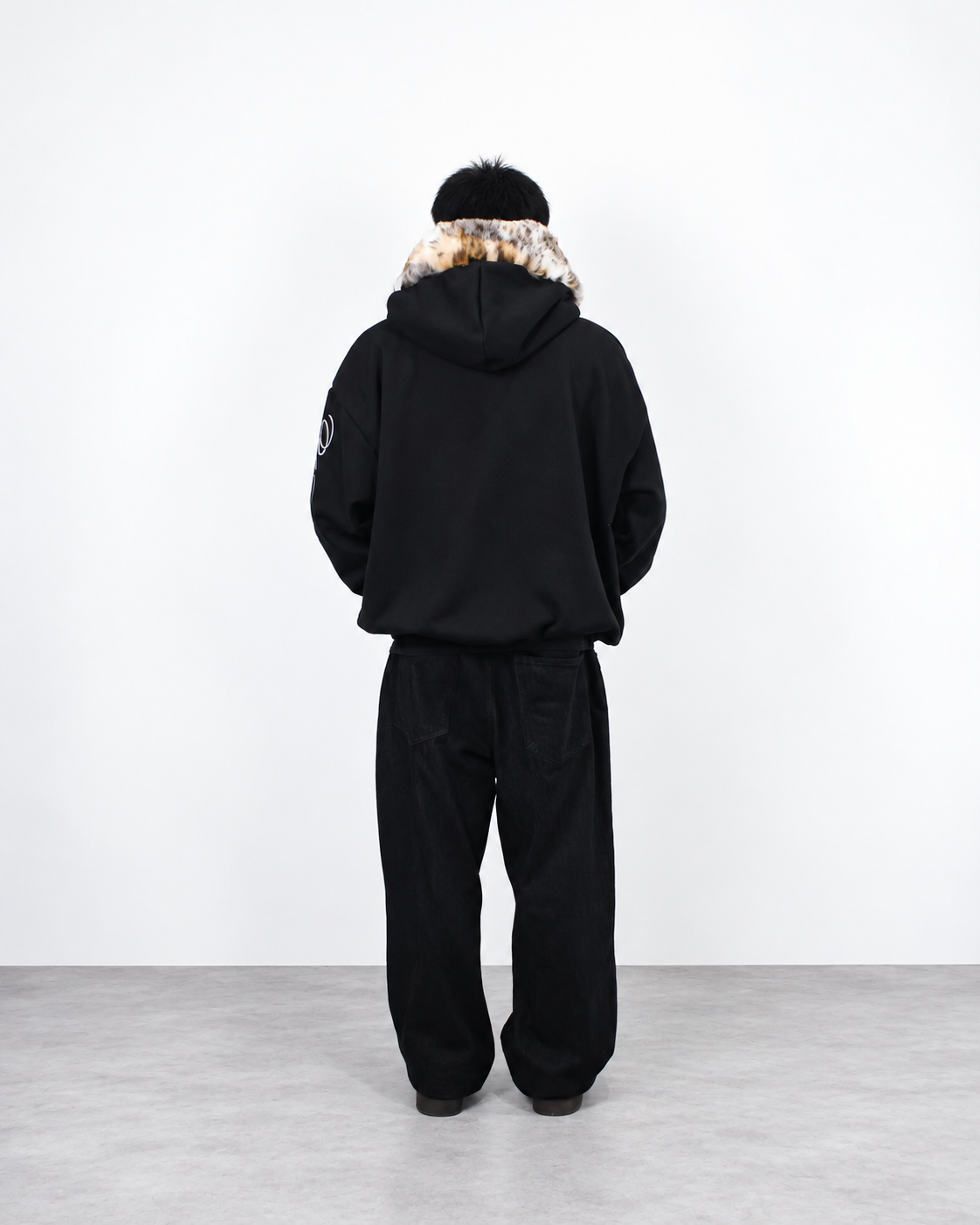 Uprooted "GOLDEN FANG" Fur Zip hoodie Oversized Fit