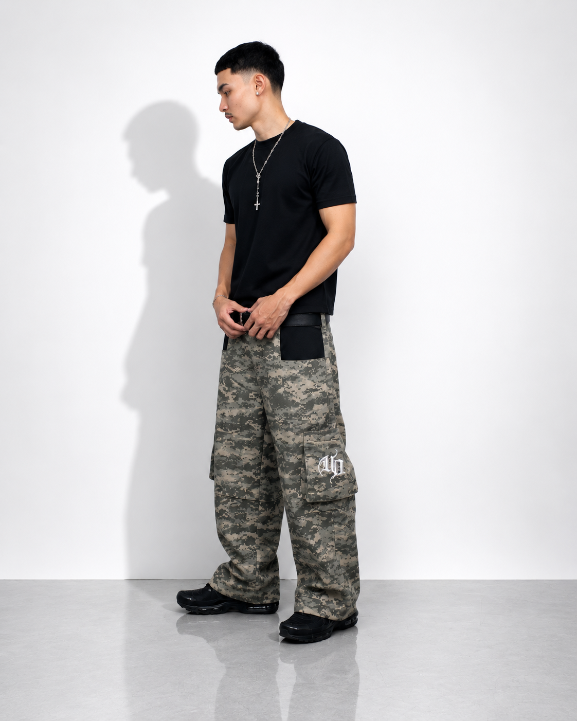 "Moss" Wide Leg Cargo Pants