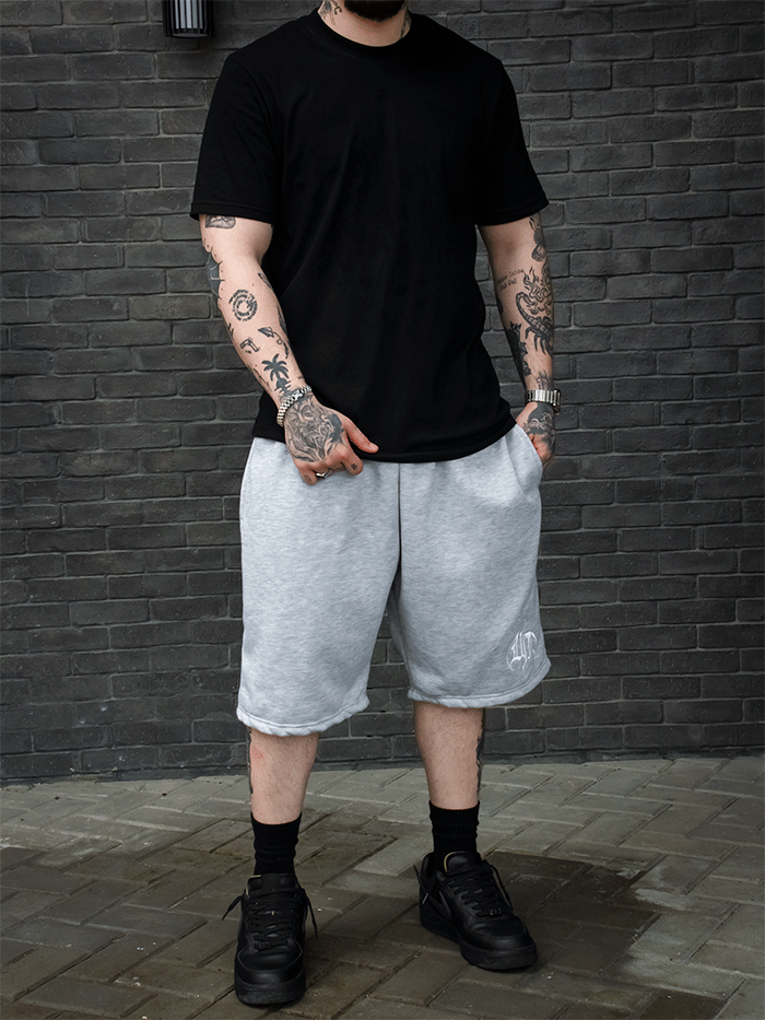 SIGNATURE PLAIN "BAGGY SWEATSHORTS"